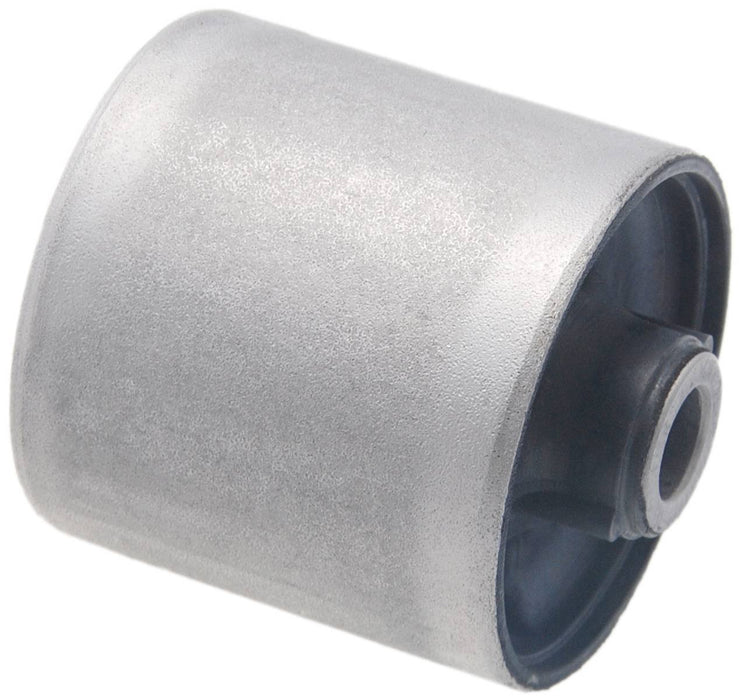 Bushing de tensora trasero inferior 14X70X82