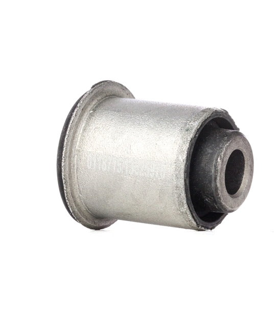Bushing de tijereta delantero inferior
