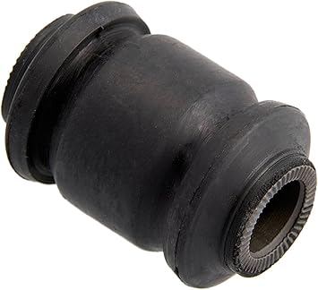 Bushing de tijereta delantero inferior chico