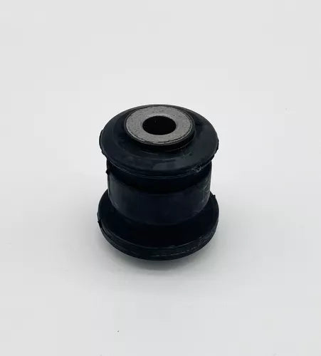 Bushing de tijereta delantero inferior chico