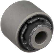 Bushing de tijereta delantero inferior montura