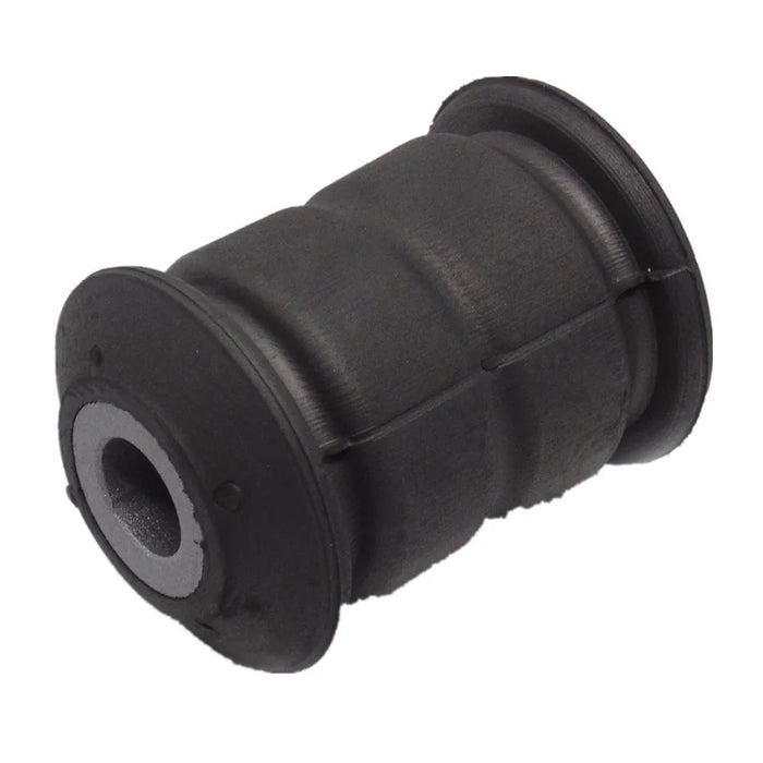 Bushing de tijereta delantero inferior chico