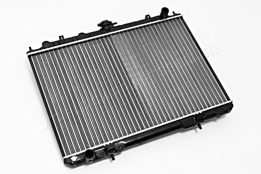 Radiador Con Manguera Superior Derecha