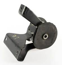Soporte de motor trasero